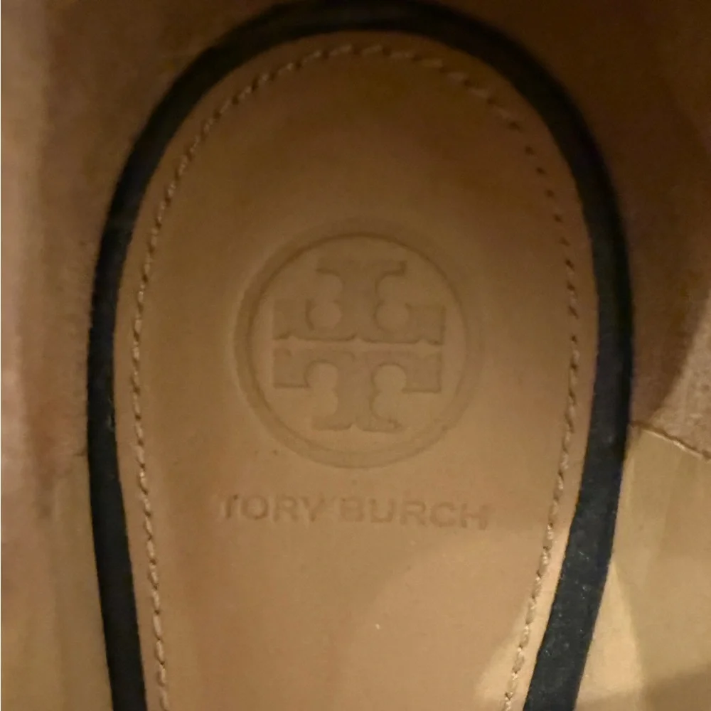 Tory Burch Reva Black Quilted Leather Ballet Flats with Gold Hardware - Picture 4 of 4